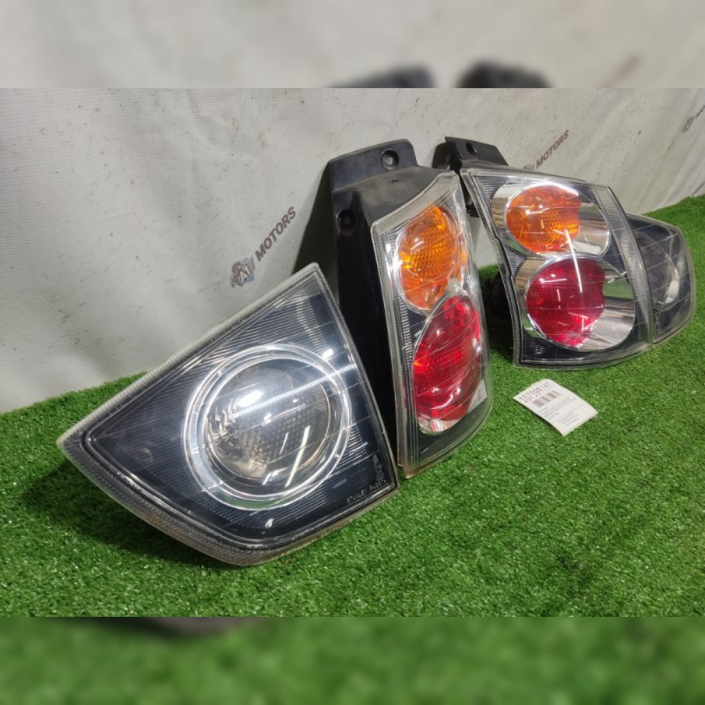 стоп-сигнал на Mitsubishi Colt Plus Z23W 4A91, арт. 107399
