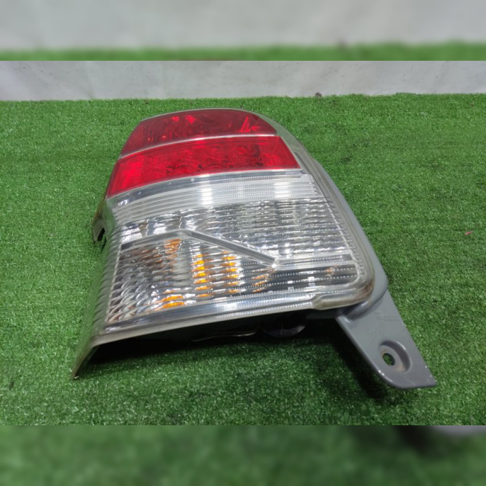 стоп-сигнал на Toyota Porte NCP141 1NZFE, арт. 107444