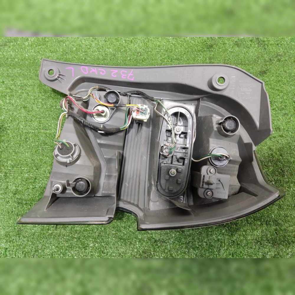 стоп-сигнал на Toyota Porte NCP141 1NZFE, арт. 107444