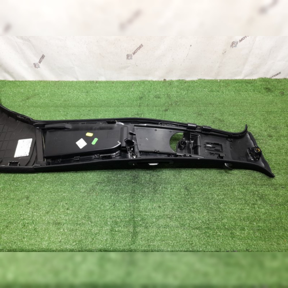 накладка на стойку кузова на Mercedes-Benz S-Class W222 M651, арт. 108325