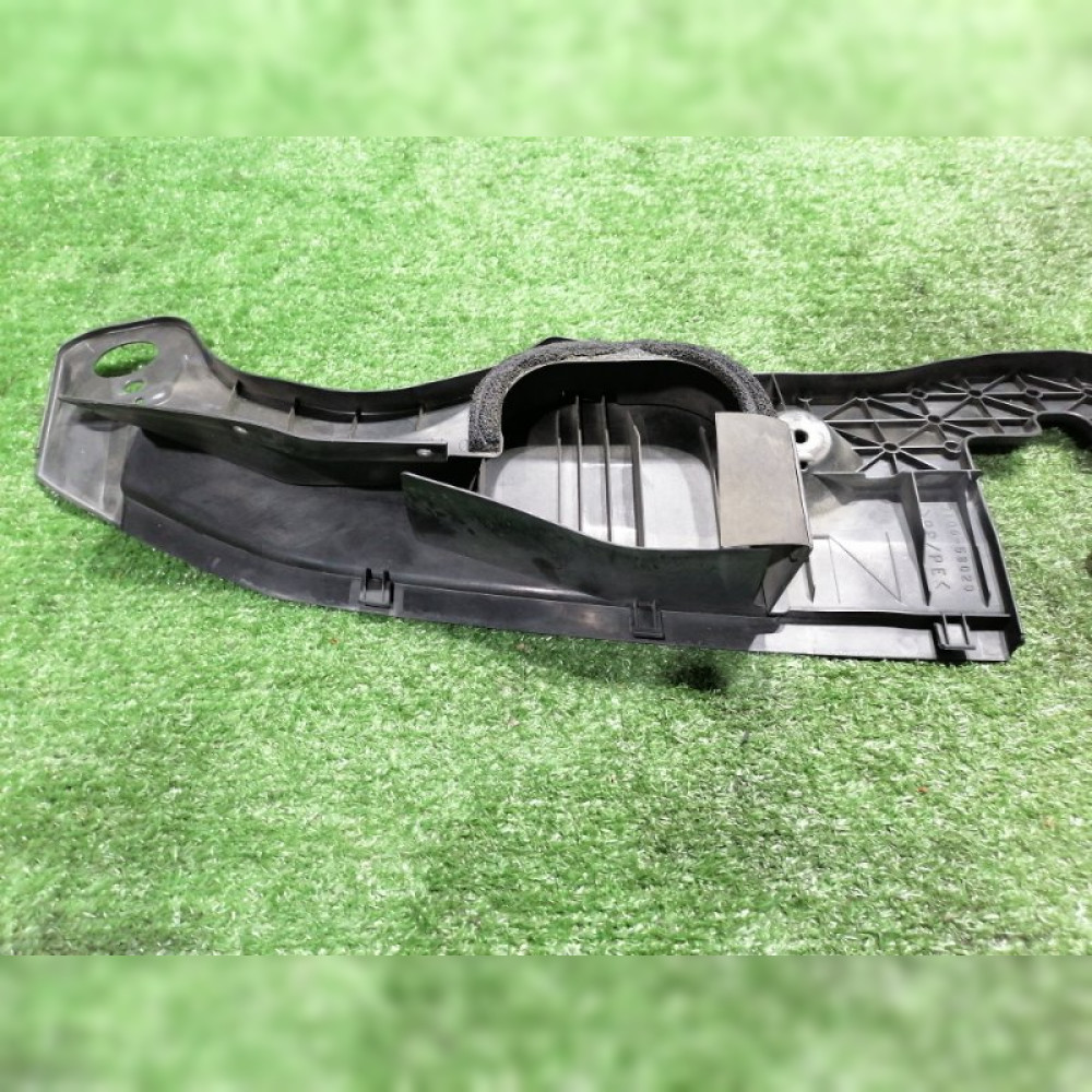 Накладка замка капота на Toyota Vellfire ANH20 2AZFE, арт. 108577