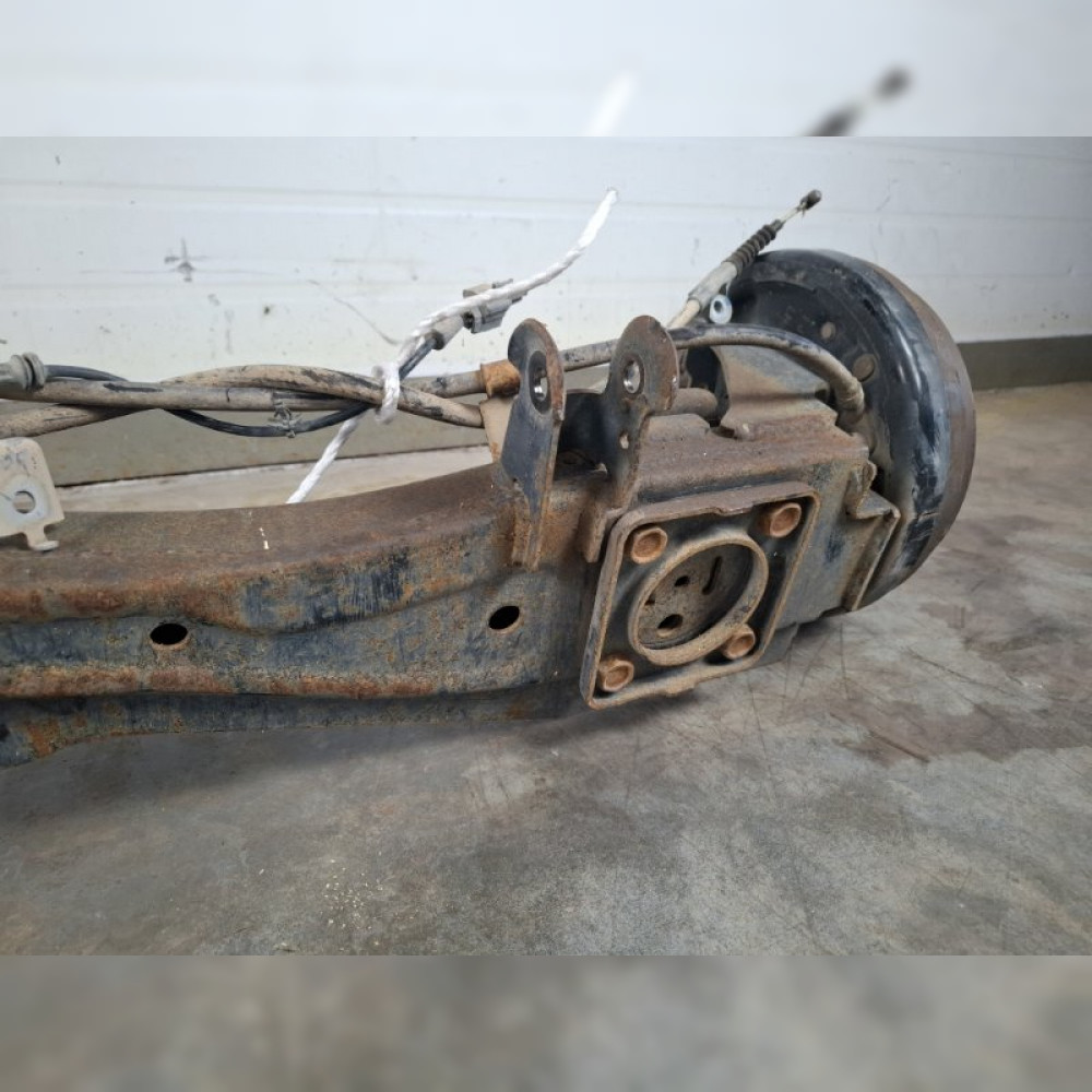 балка подвески на Nissan NV200 VM20 HR16DE, арт. 109056