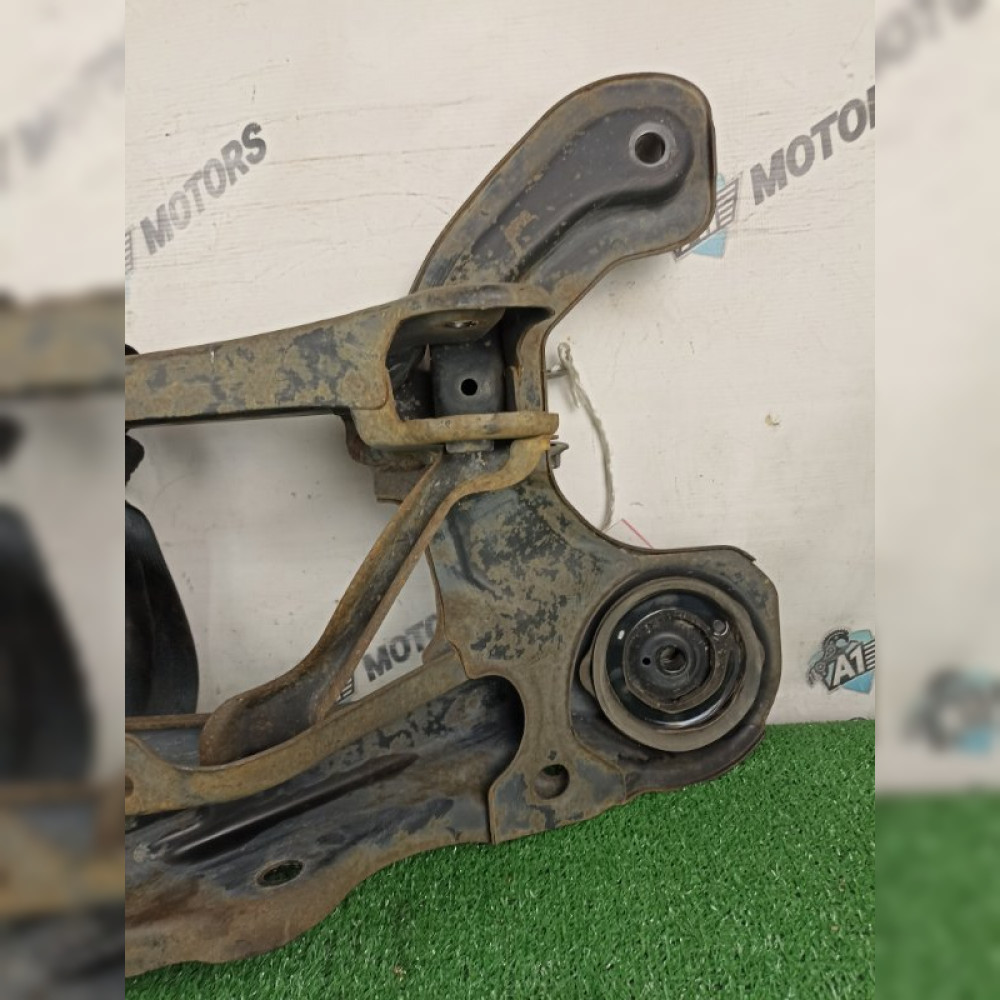 балка подвески на Honda Stepwgn RF1 B20B, арт. 109916