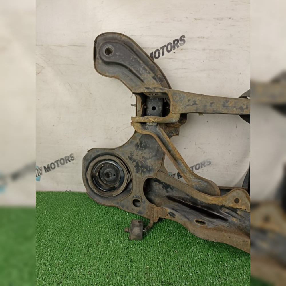балка подвески на Honda Stepwgn RF1 B20B, арт. 109916