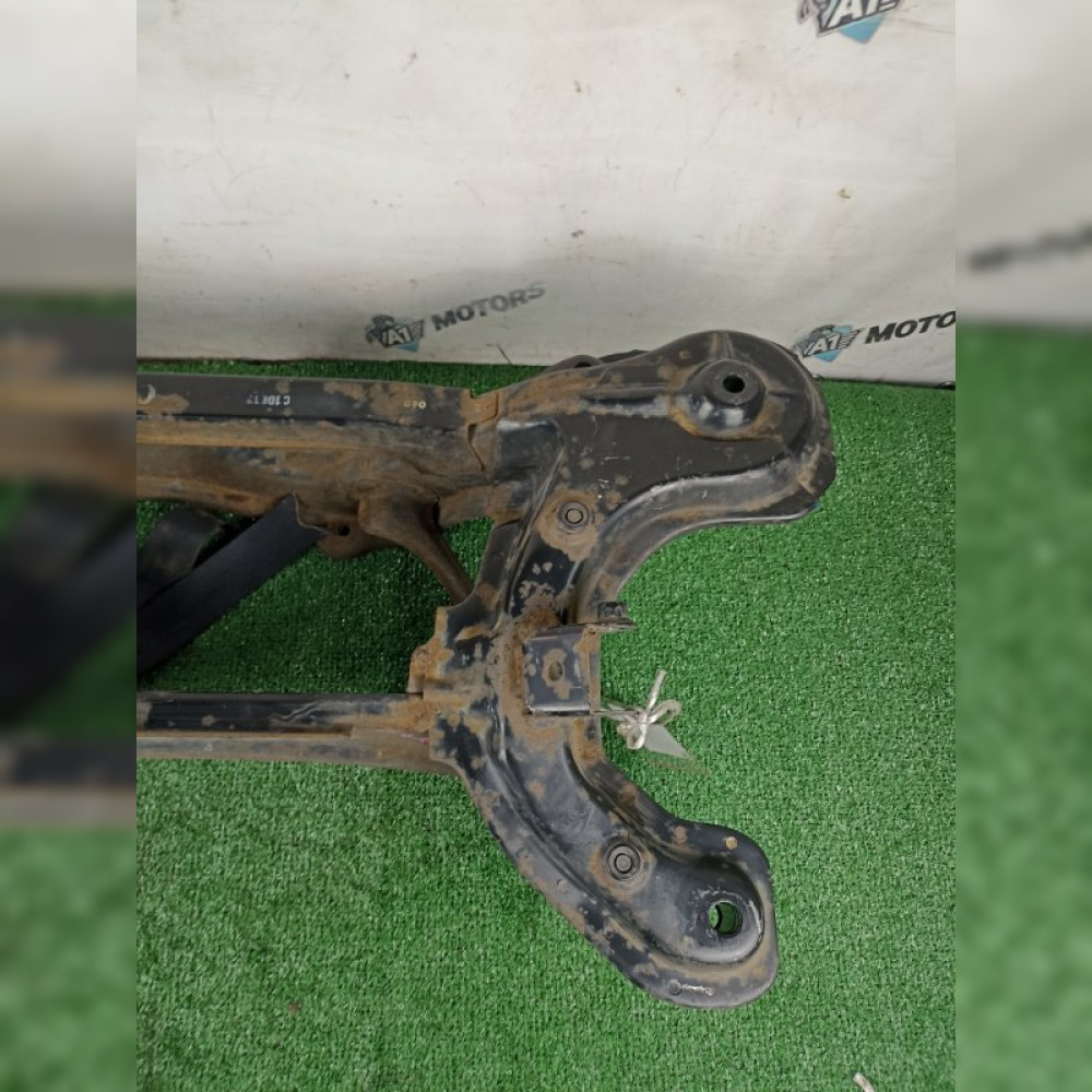 балка подвески на Honda Stepwgn RF1 B20B, арт. 109916