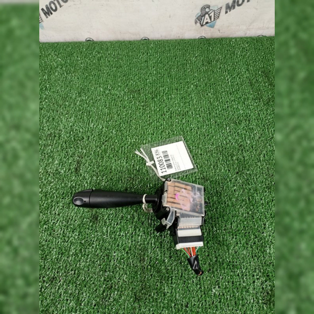 переключатель поворотов на Daihatsu Mira L275V KFVE, арт. 110083