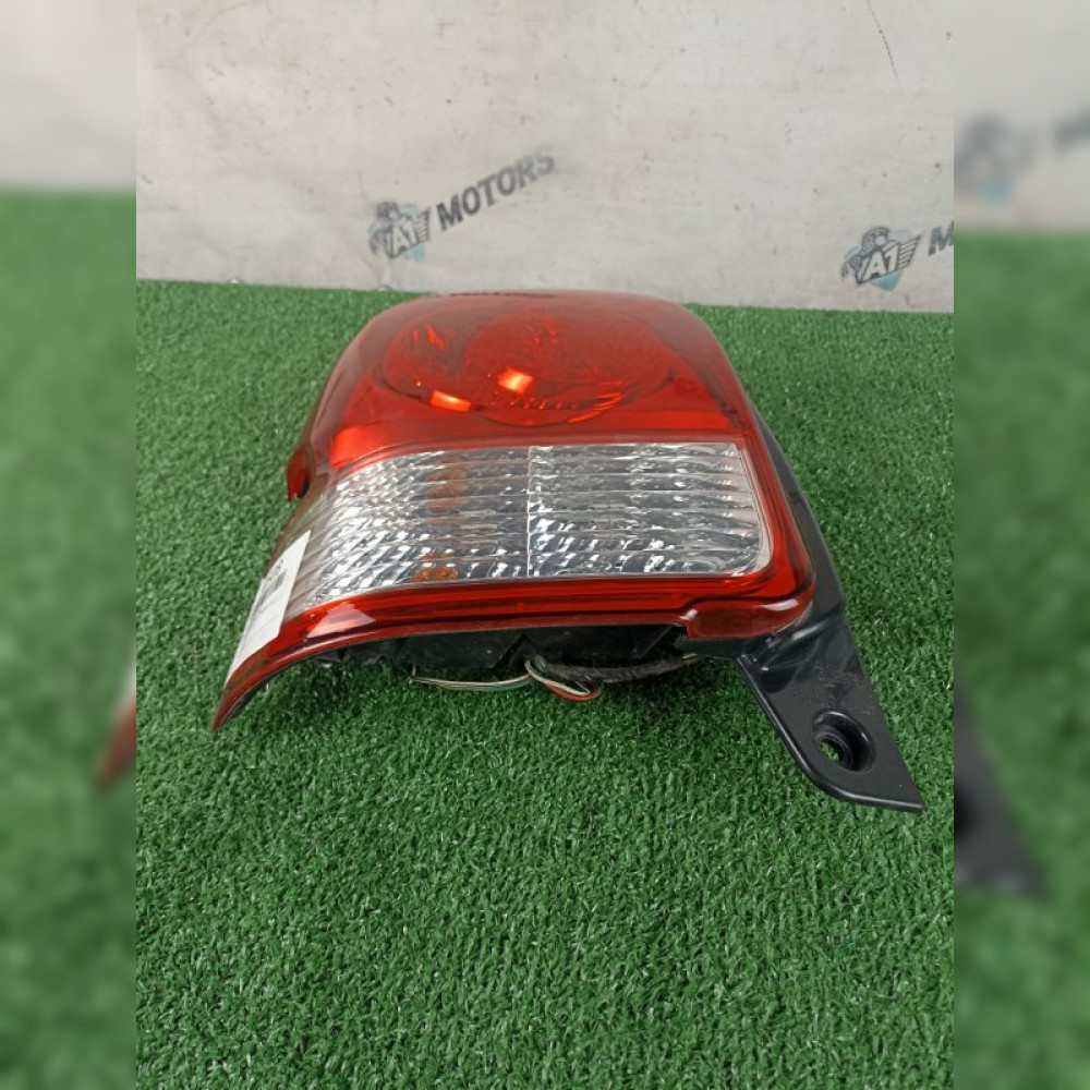 стоп-сигнал на Toyota Porte NSP141 2NRFKE, арт. 110508