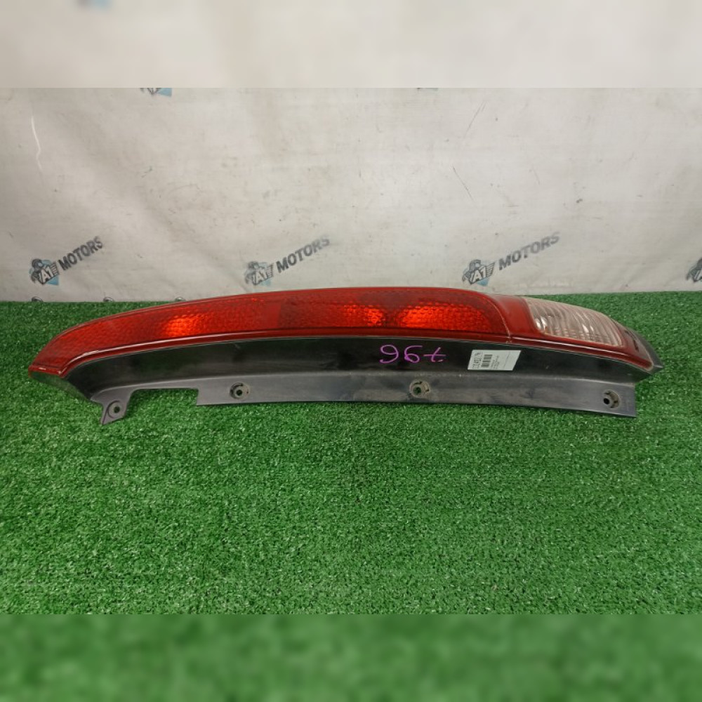 стоп-сигнал на Nissan Serena C25 MR20DE, арт. 111412