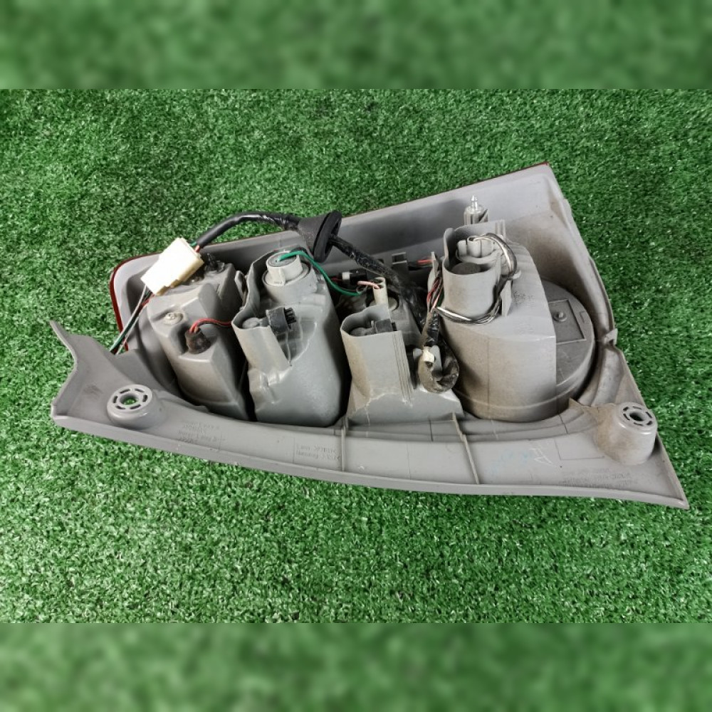 стоп-сигнал на Toyota Passo KGC30 1KRFE, арт. 111591