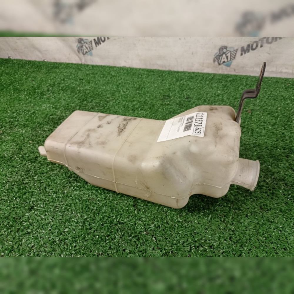бачок расширительный на Toyota Passo SETTE M502E, арт. 111523