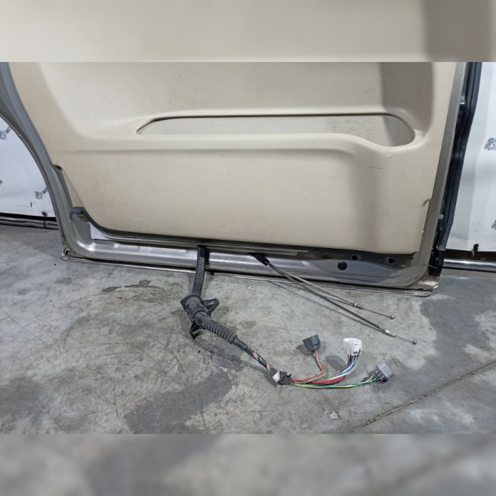 дверь на Toyota Alphard ANH10 2AZFE, арт. 71216