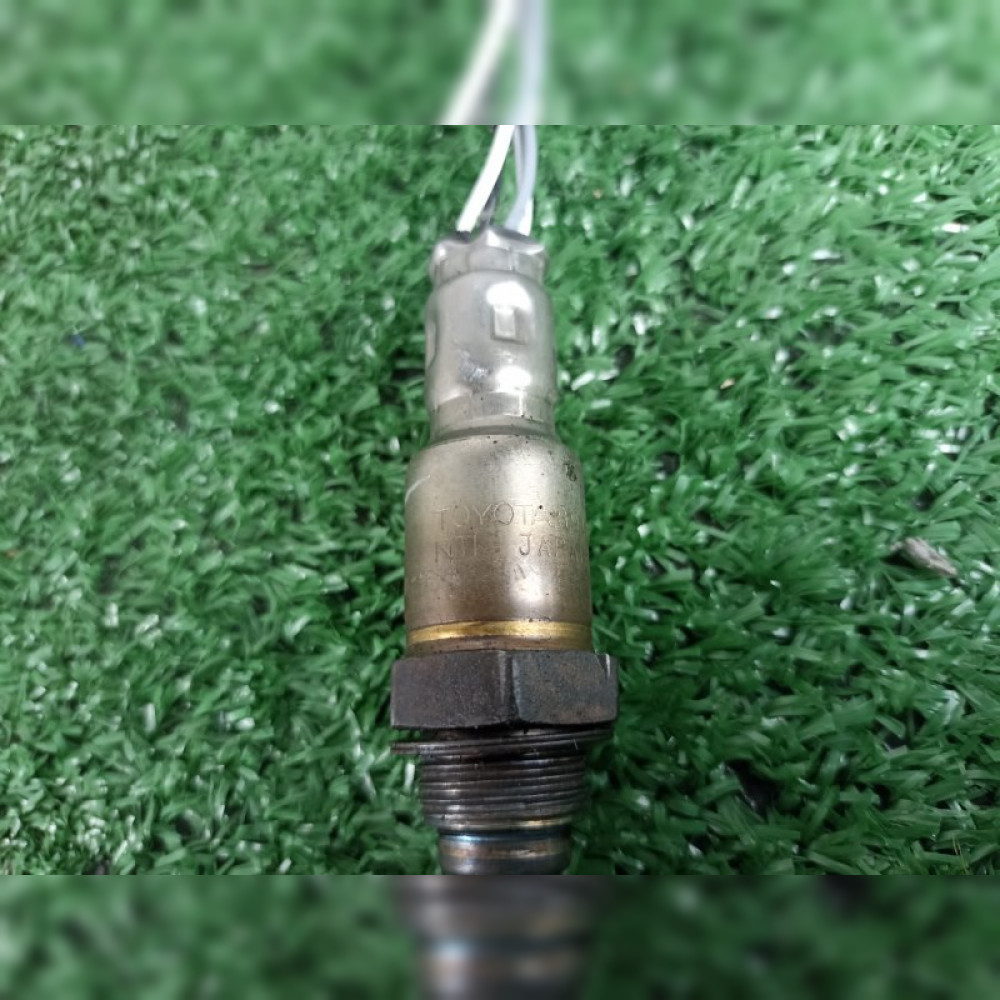 Датчик кислородный на Toyota Aqua NHP10 1NZFXE, арт. 111888