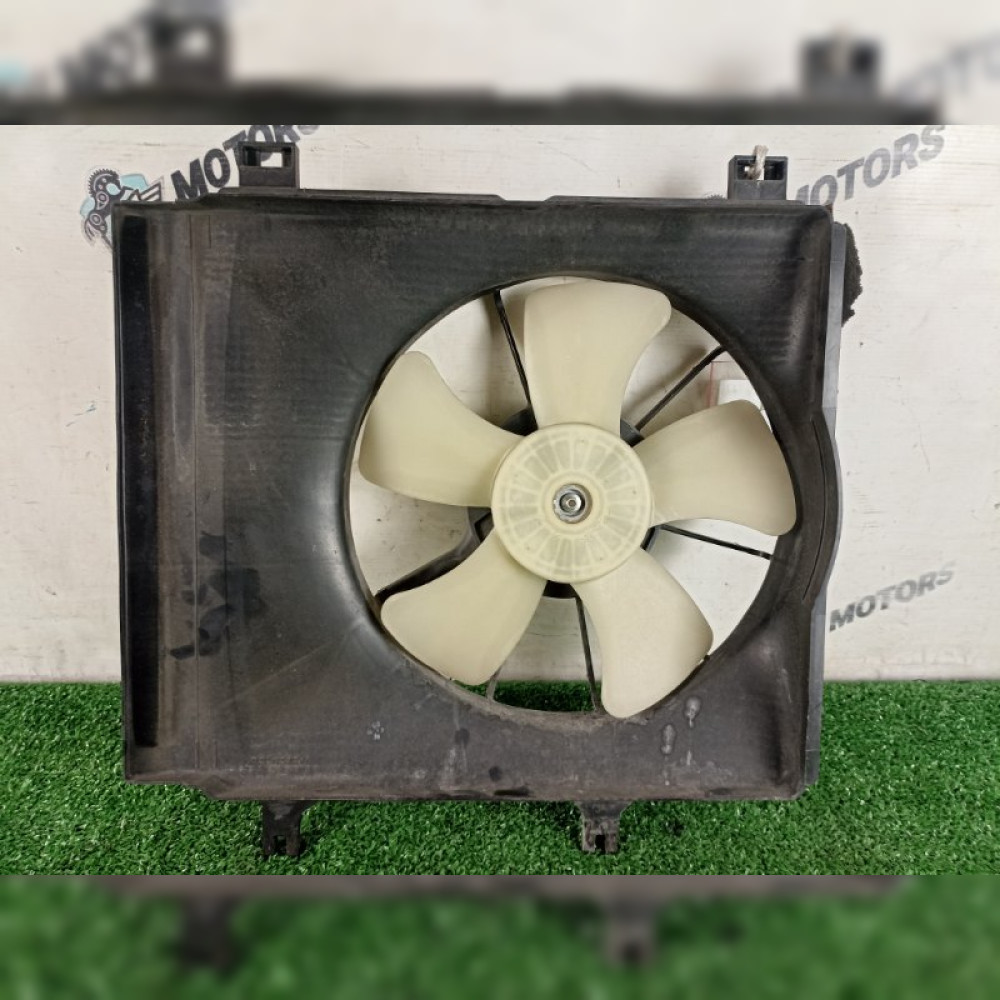 Диффузор радиатора на Toyota Passo SETTE M502E, арт. 111861