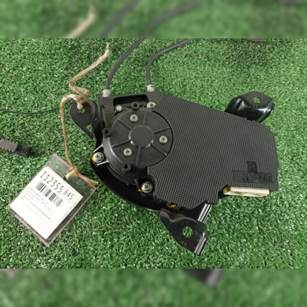 Доводчик Двери на Toyota Voxy ZRR70 3ZRFAE, арт. 112355