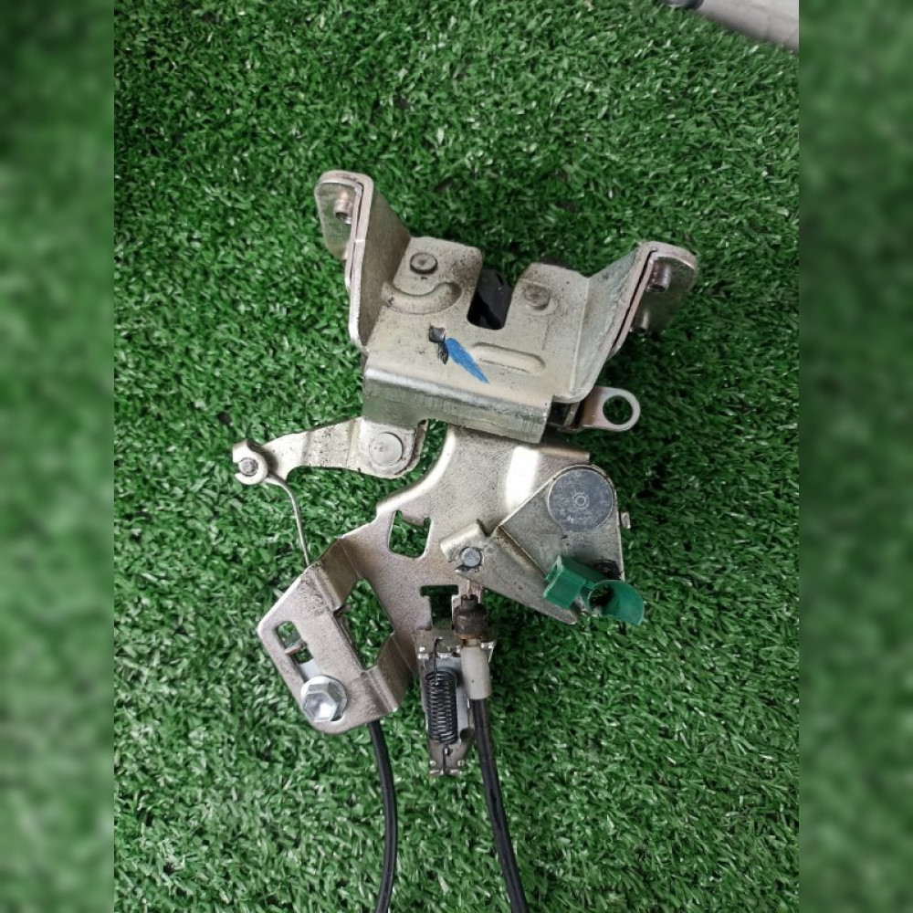 замок двери на Toyota Voxy ZRR70 3ZRFAE, арт. 112337