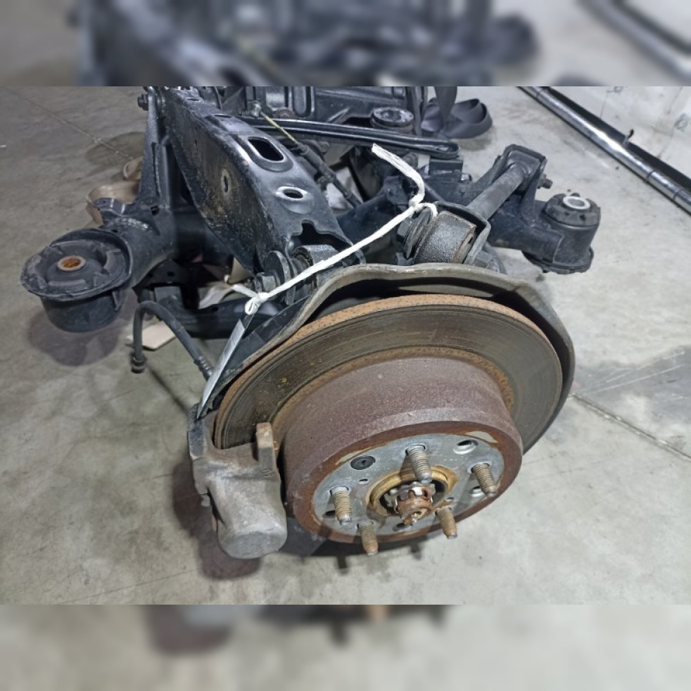 балка подвески на Toyota Verossa GX110 1GFE, арт. 113106