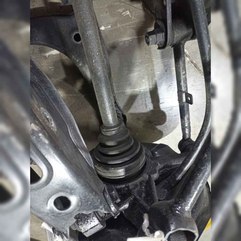 балка подвески на Toyota Verossa GX110 1GFE, арт. 113106