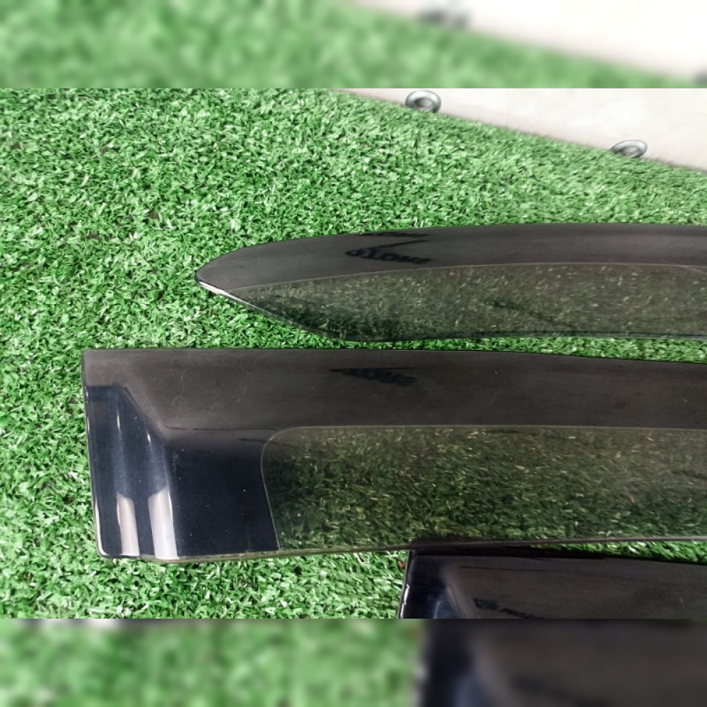Ветровик на дверь на Toyota Passo KGC30 1KRFE, арт. 113328