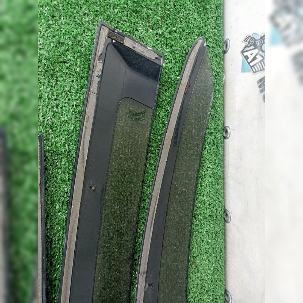 Ветровик на дверь на Toyota Passo KGC30 1KRFE, арт. 113328