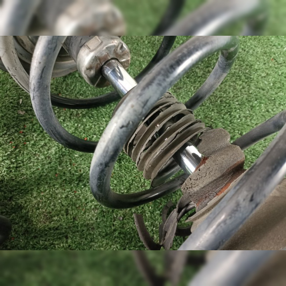 Стойка на Toyota Voxy ZRR70 3ZRFAE, арт. 113409