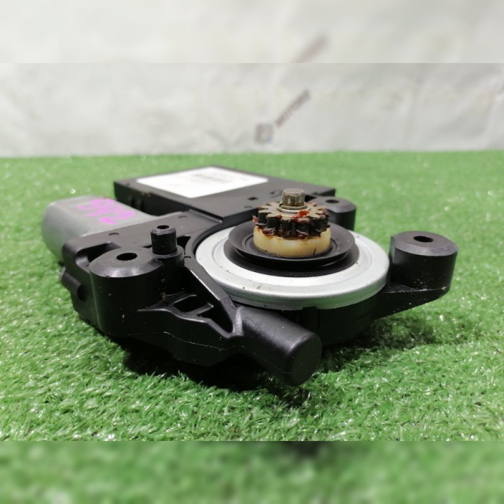 мотор стеклоподъемника на , арт. 118843
