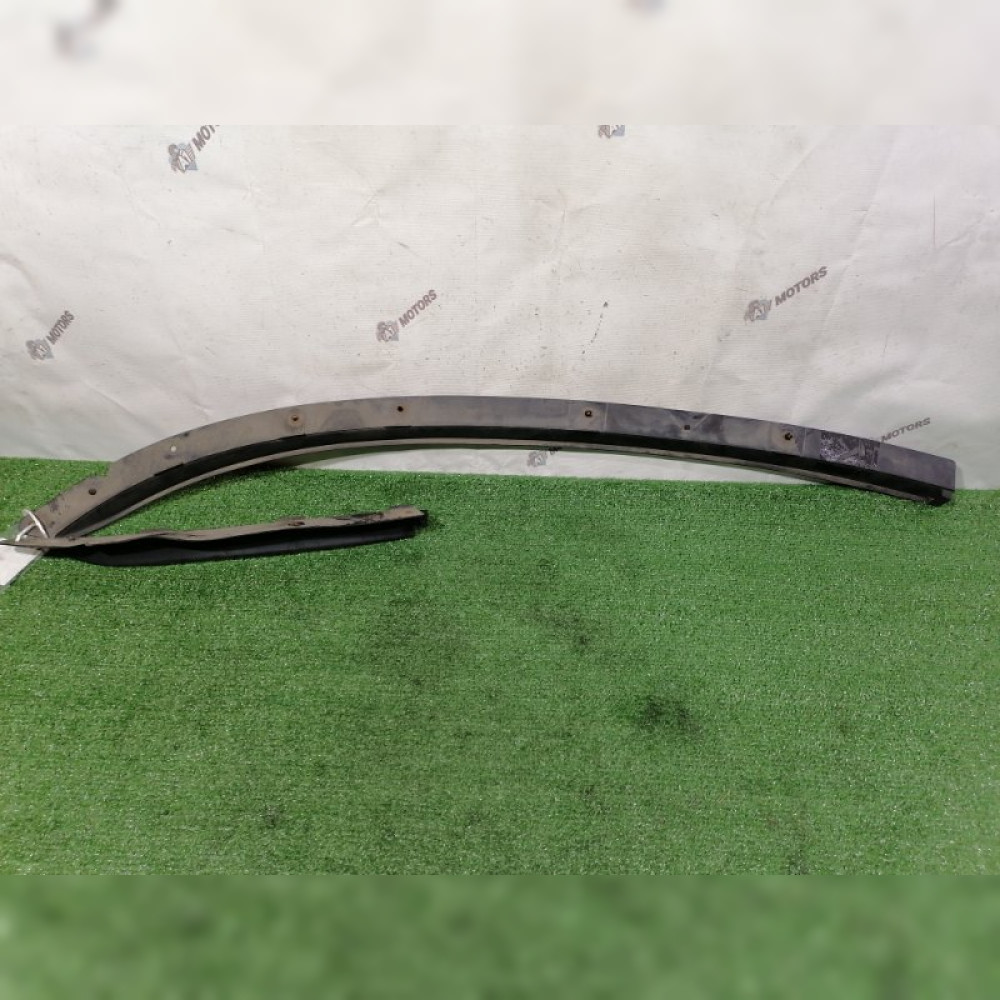 накладка на бампер на Nissan Elgrand NE51 VQ35DE, арт. 120649