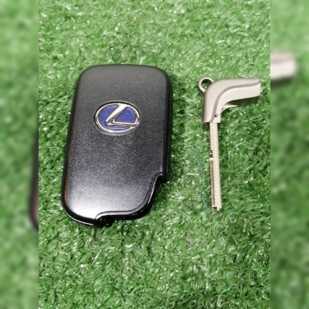 ключ зажигания на Lexus CT200h ZWA10 2ZR-FXE, арт. 120688