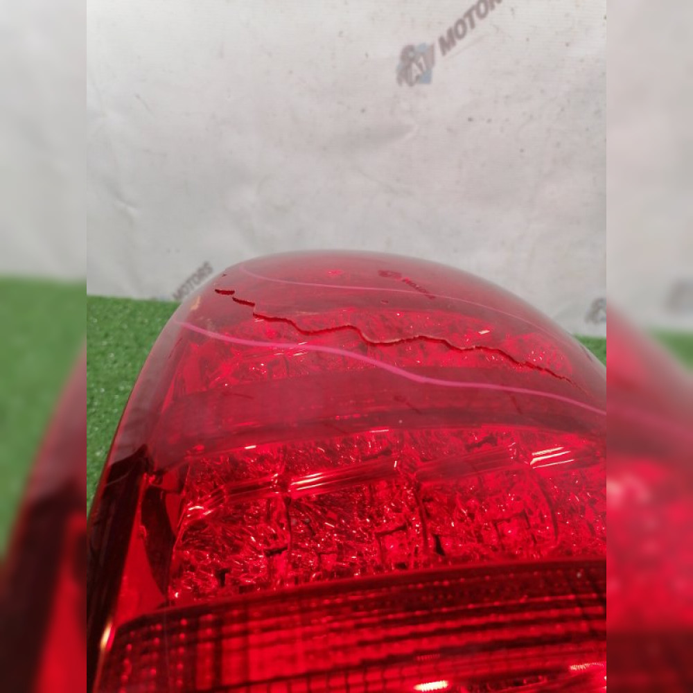 стоп-сигнал на Toyota Wish ZNE10 1ZZ-FE, арт. 120736