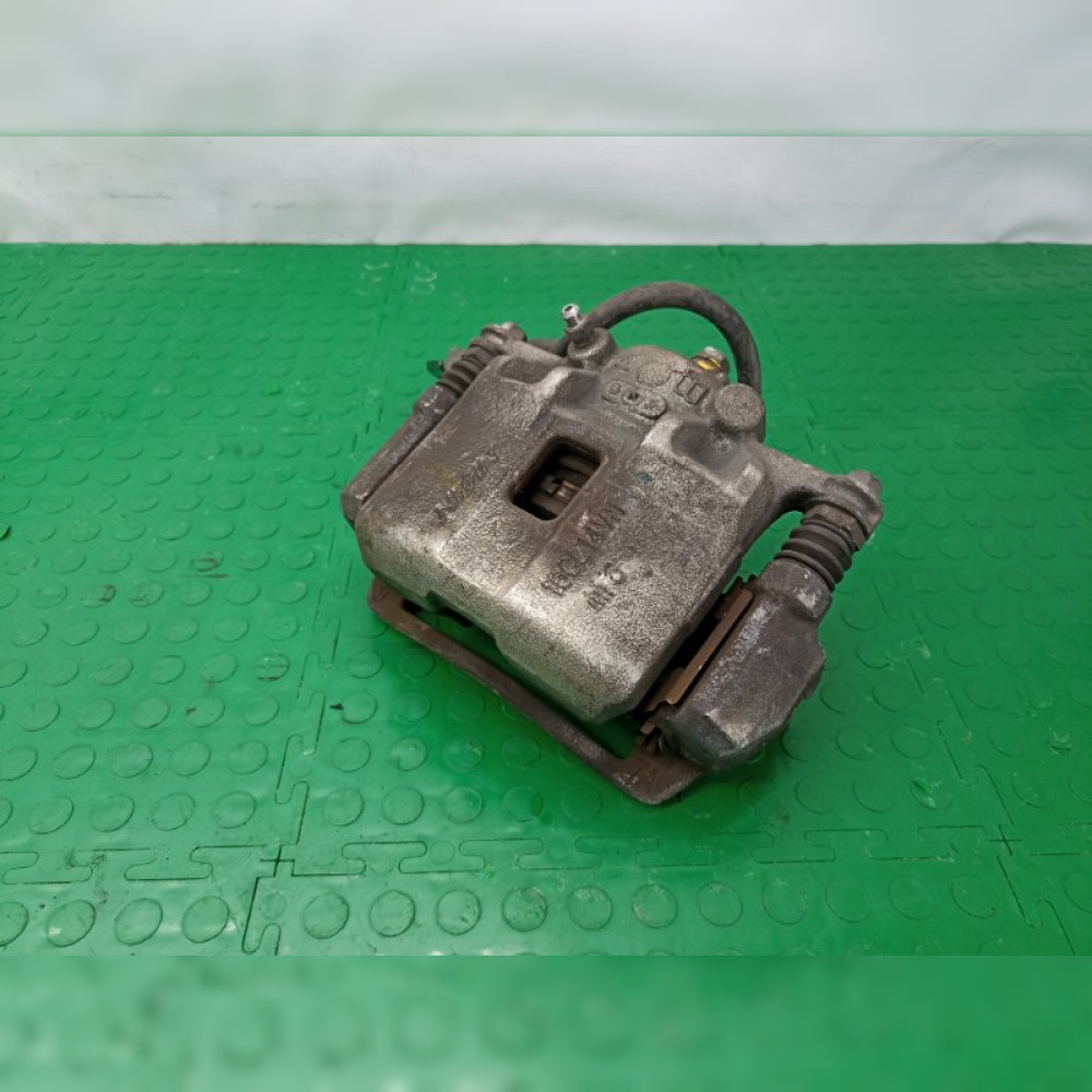 суппорт на Honda Mobilio Spike GK1 L15A, арт. 104002