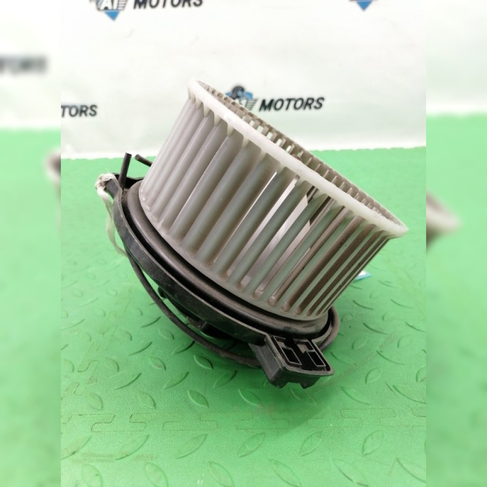 мотор печки на Mazda Demio DY5W ZYVE, арт. 56247