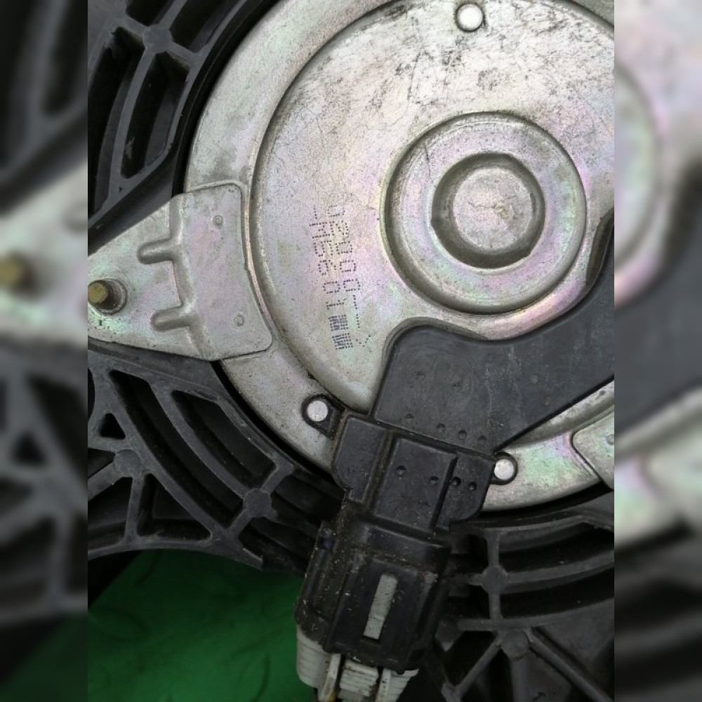 Диффузор радиатора на Nissan Note E11 HR15DE, арт. 97744